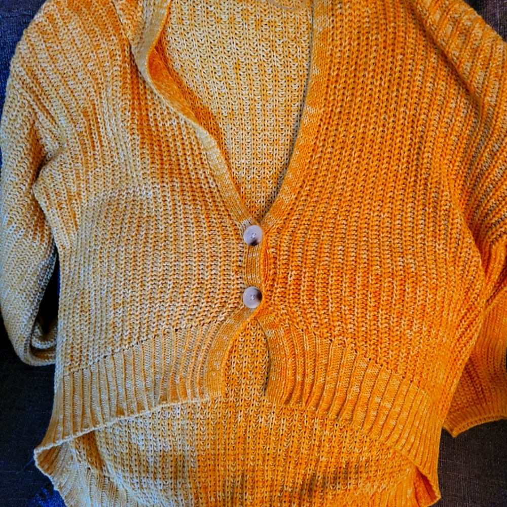 Women's sweater